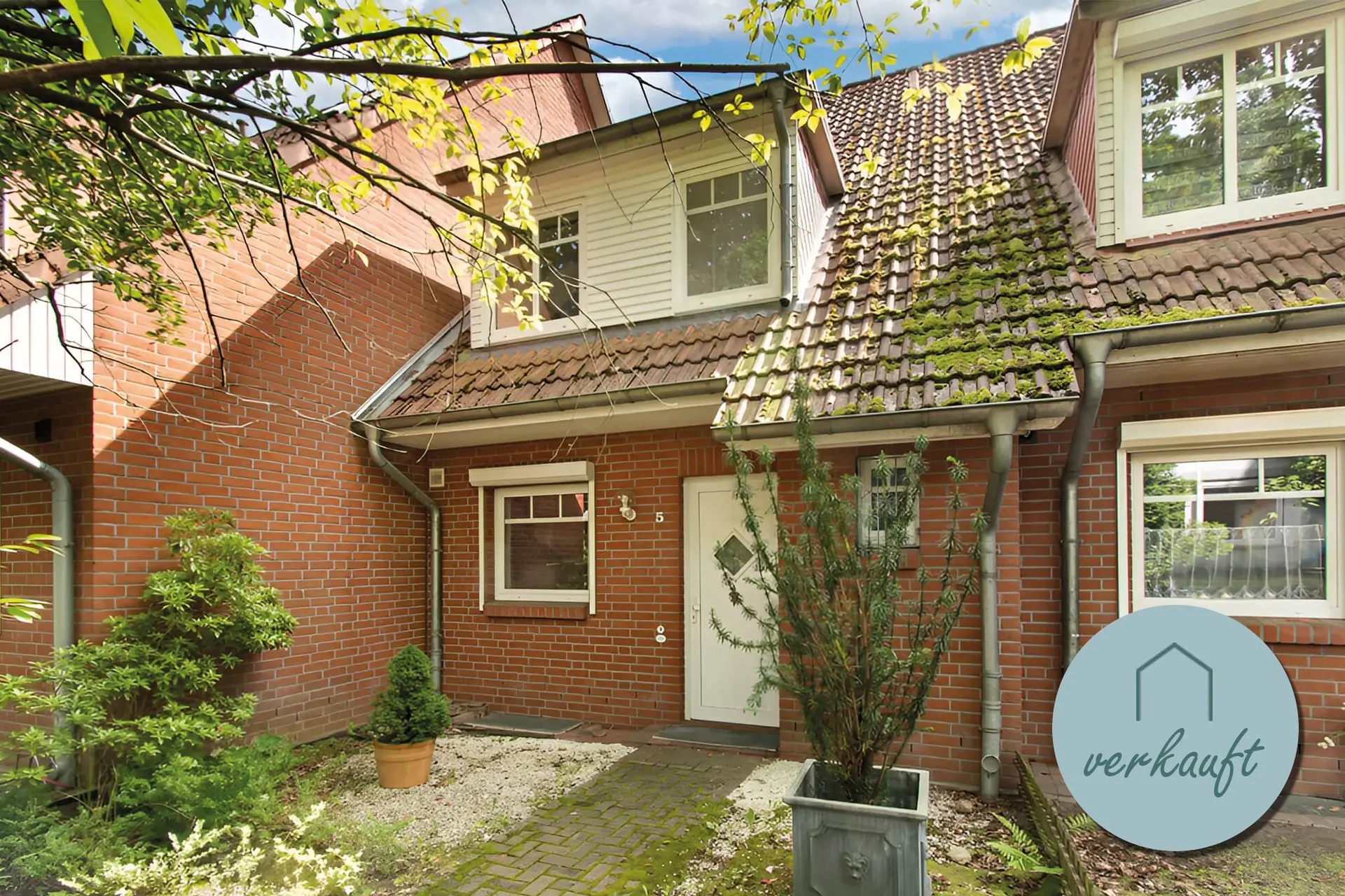 ID-2028291-Reihenhaus-Groß-Borstel-VERKAUFT